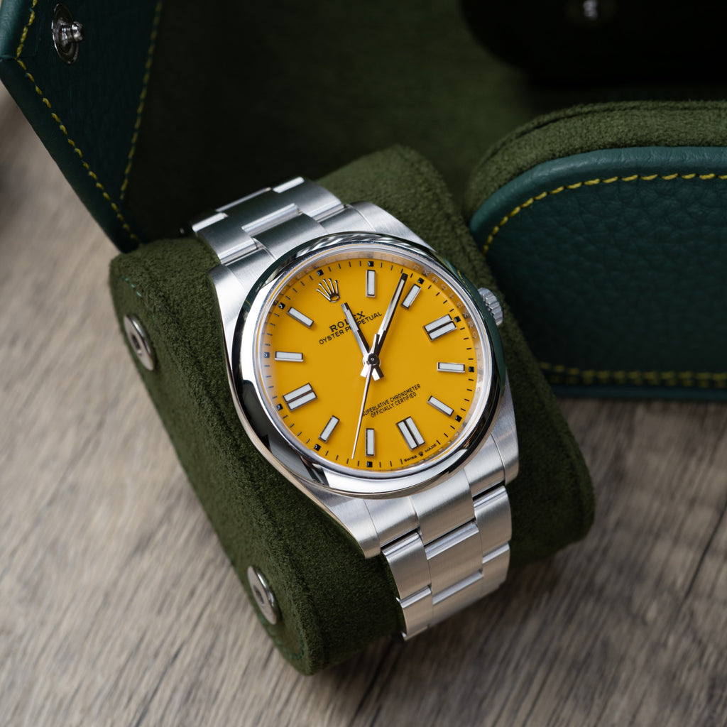 Olive Watch Roll – Three Watches