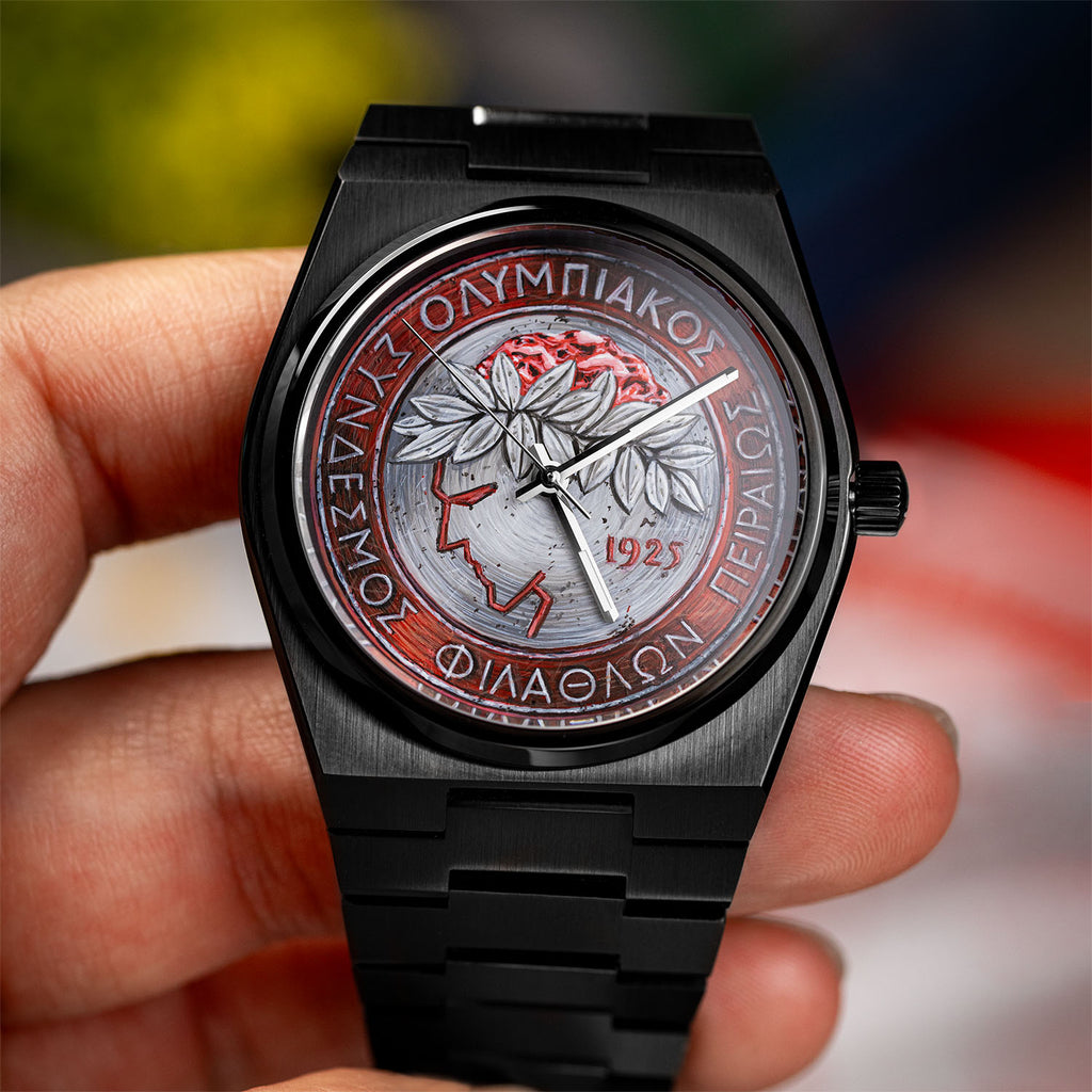 IFL Canvax Kleos — Close view of the hand-painted dial, a laurel-crowned figure and the year 1925, a custom timepiece by IFL Watches.