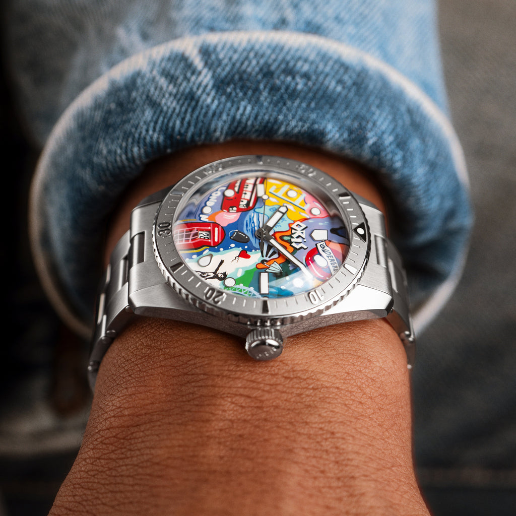 Oris Diver 65 Spray Britannia – Hand-painted custom Oris Divers Sixty-Five 38mm featuring London street art with British icons, bespoke timepiece by IFL Watches