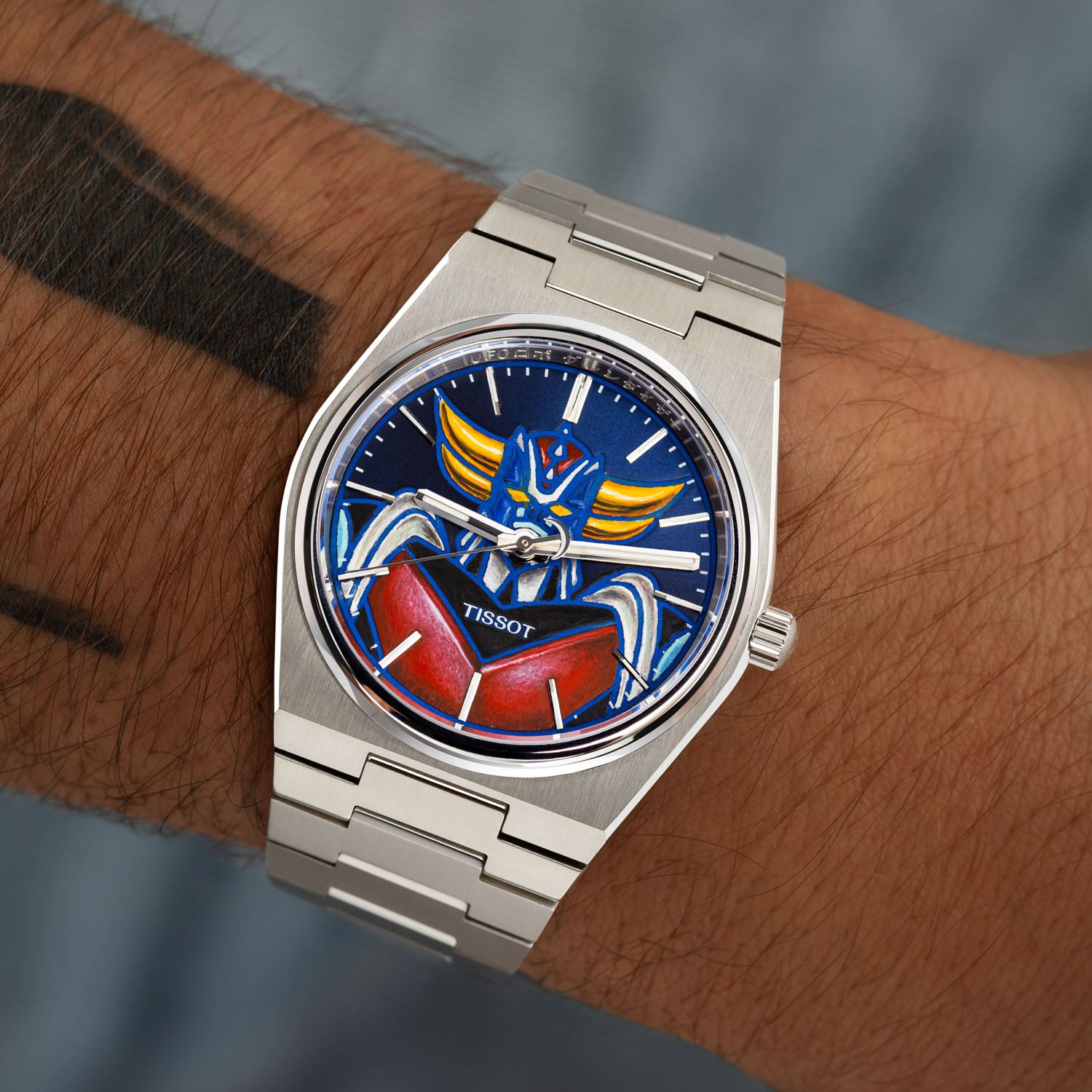 Tissot PRX Grendizer Concept – hand-painted custom Tissot PRX with vibrant Grendizer artwork by IFL Watches, 40mm stainless steel case, and Powermatic 80 movement