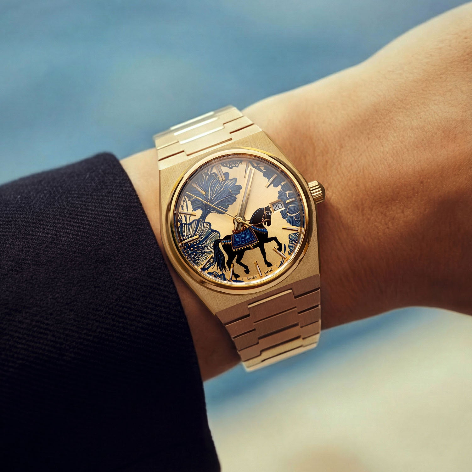 Equestrian Concept – Hand-painted bespoke timepiece featuring equestrian artwork on gold PVD-coated case