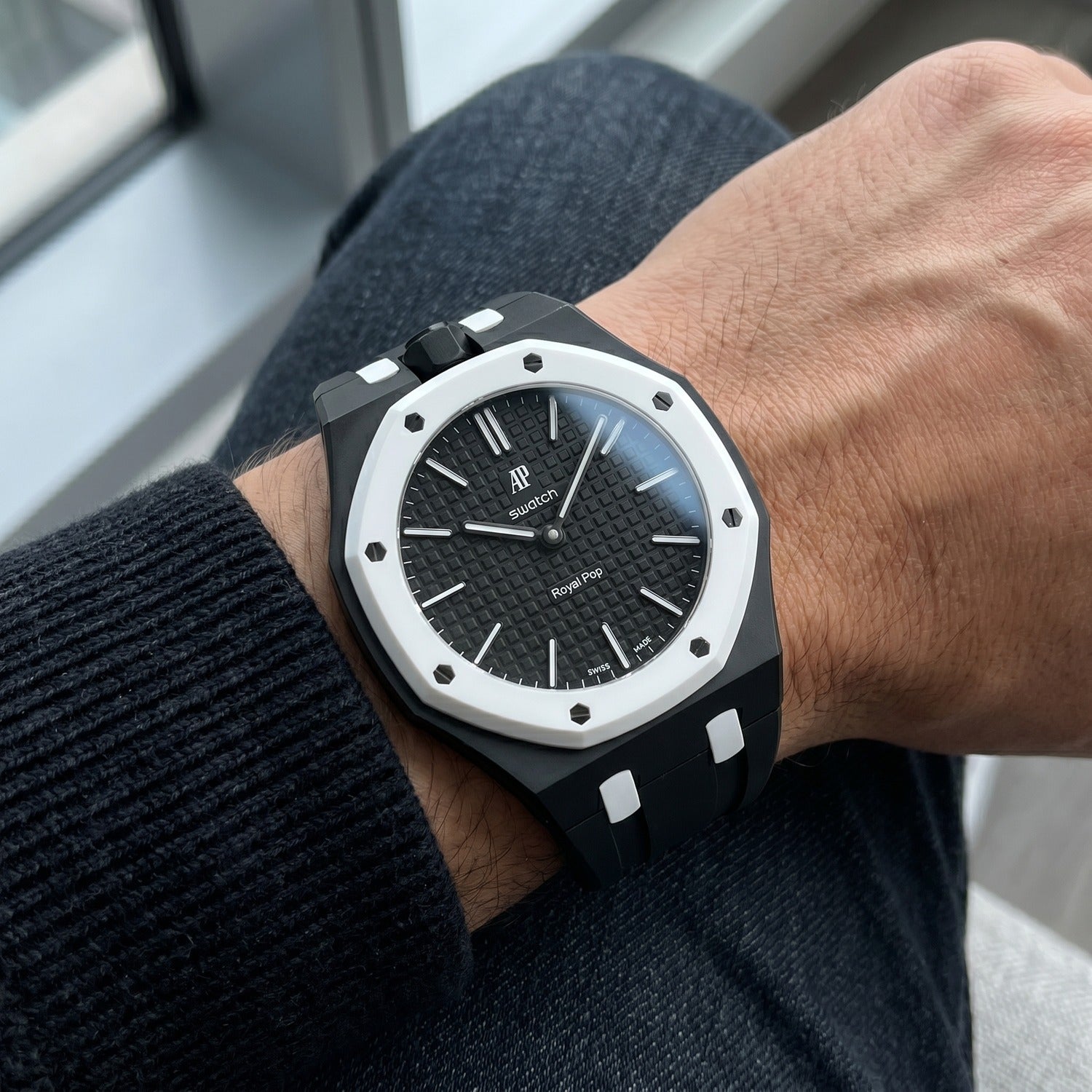 Ocho Negro Swatch x AP Royal Pop Rubber Case-Strap – IFL Watches