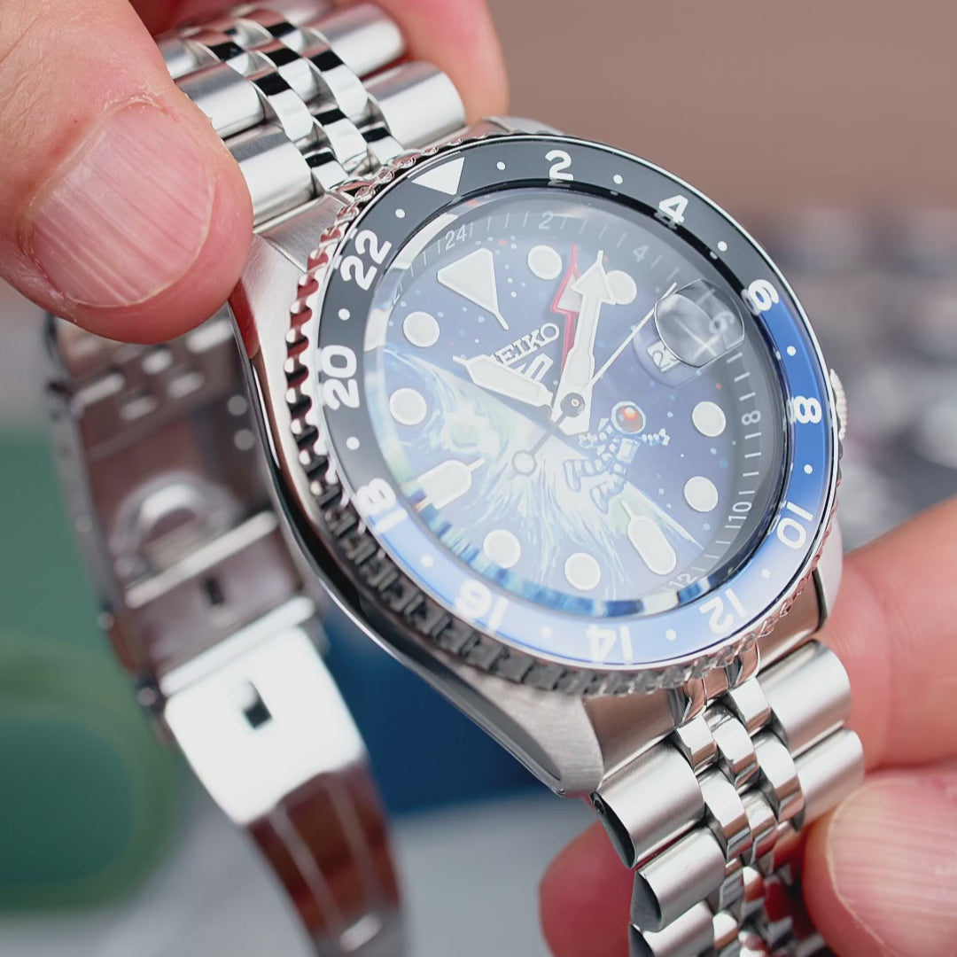 Gravity Concept – customized limited edition Seiko 5 Sports GMT with Hand-Painted Astronaut Dial Artwork